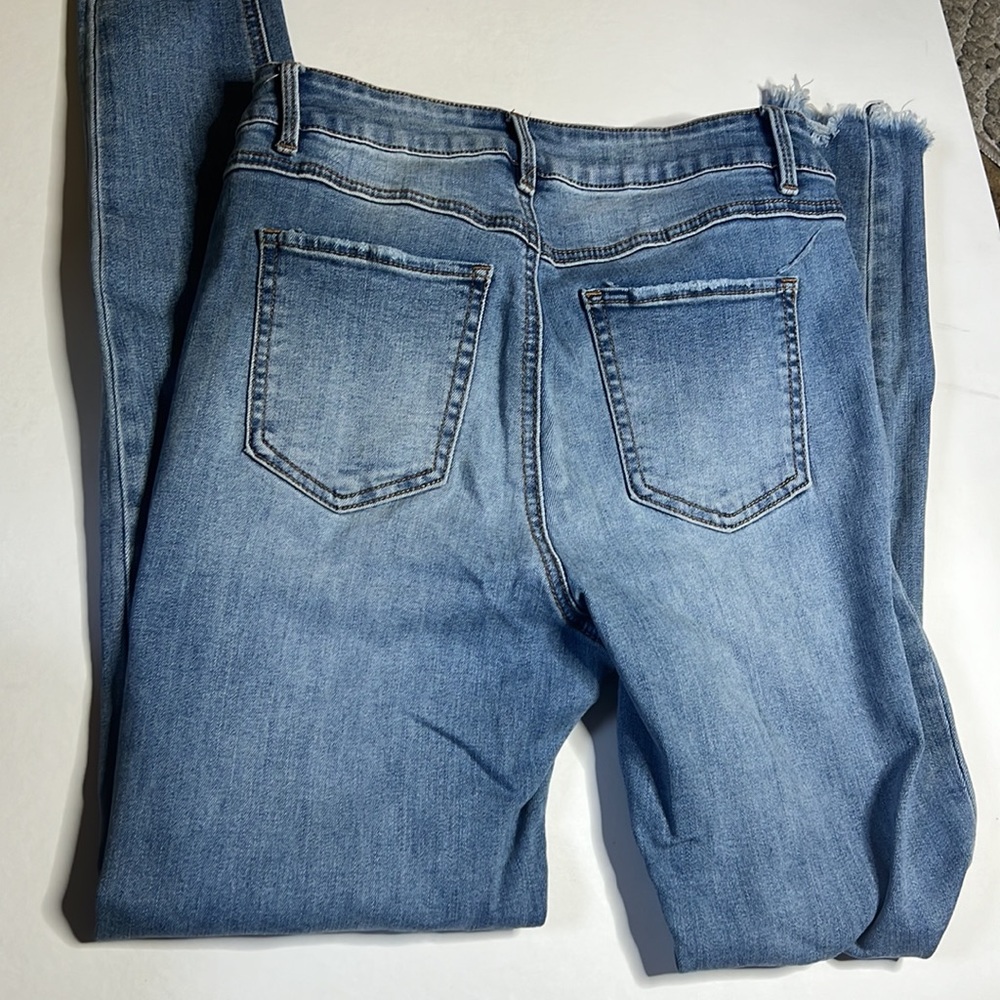 Jeans - Picture 4 of 5
